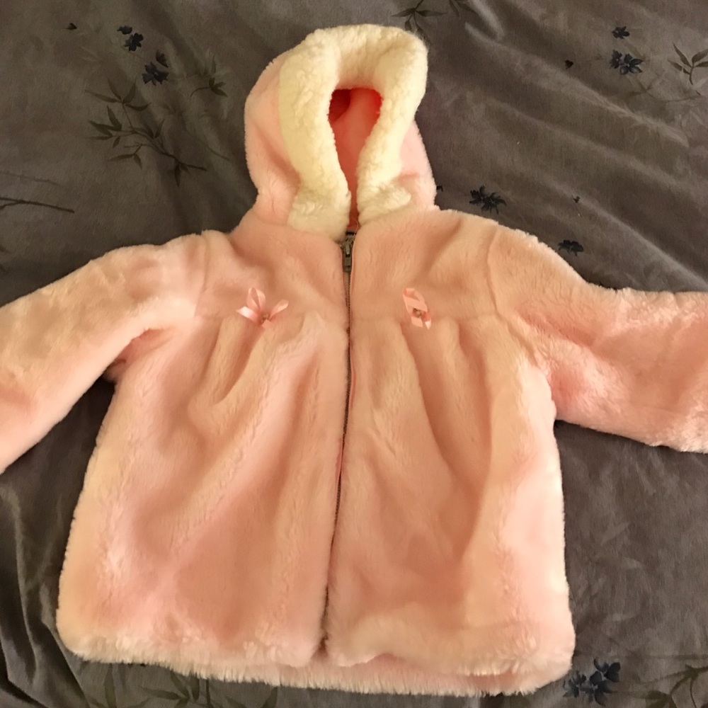 Beautiful 🎀 Toddler 🎀 Pink Coat with Ribbons