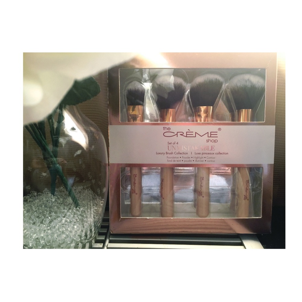 Crème 4 piece Brush Set