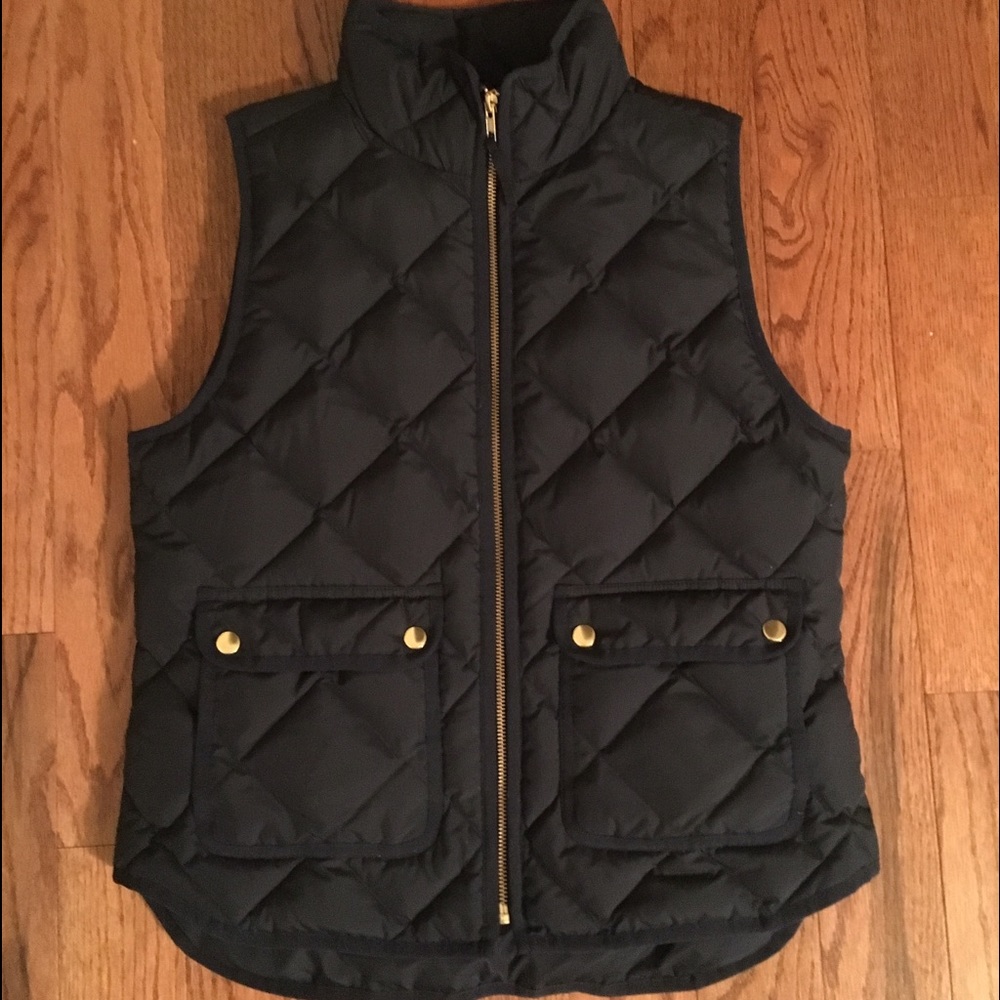 NWOT JCrew puffer vest!! Never been worn.