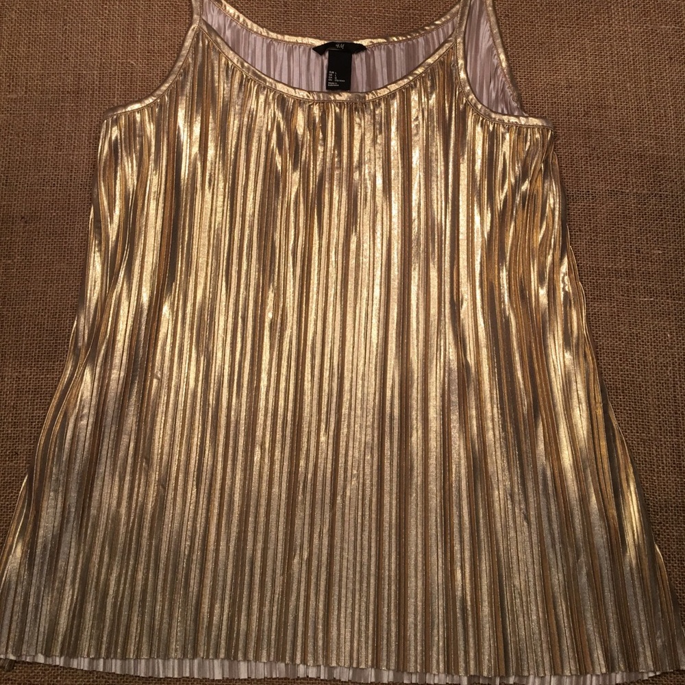 H&M Gold Tank
