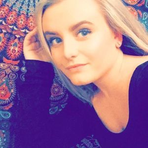 Meet your Posher, Christen