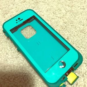 Teal blue Lifeproof case!