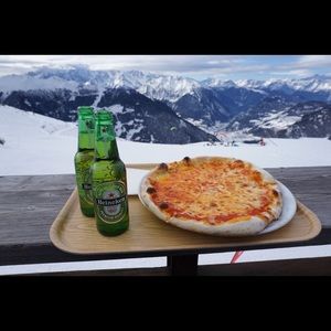 Meet your Posher, Nikolas