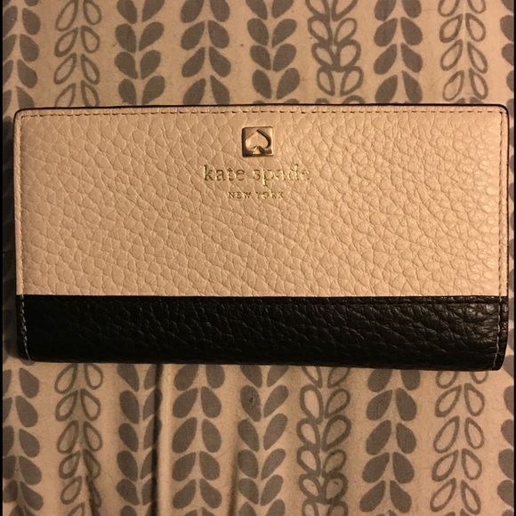 kate spade Handbags - Kate Spade wallet
