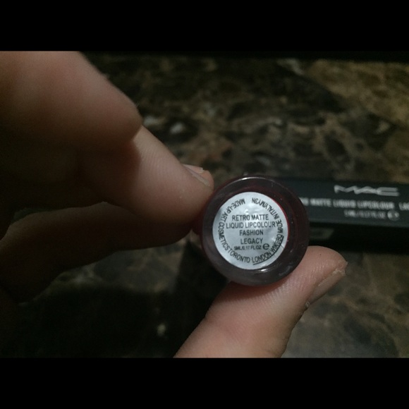 Mac retro lipstick (fashion legacy) - Picture 2 of 4