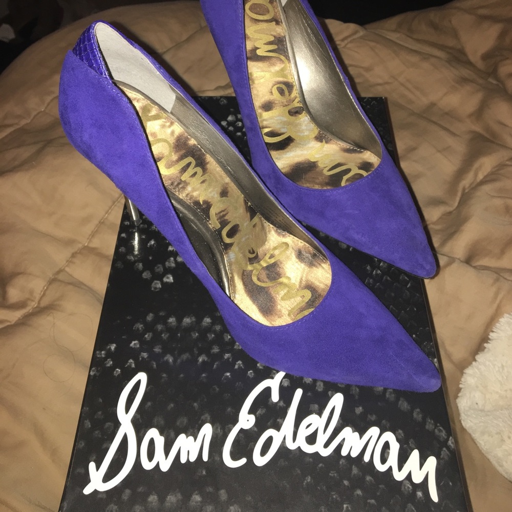 Blue suede Sam Edelman heels