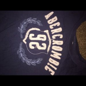 Abercrombie t-shirt