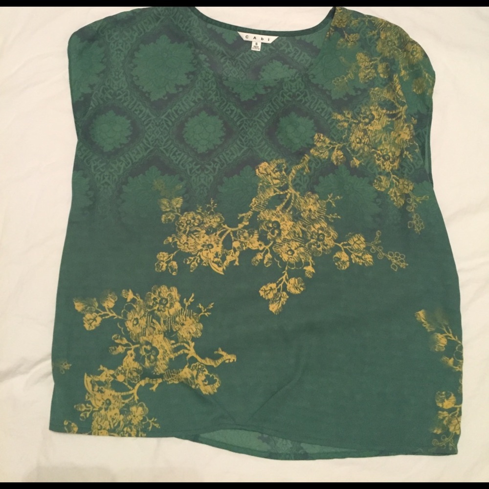 Cabi green detailed top