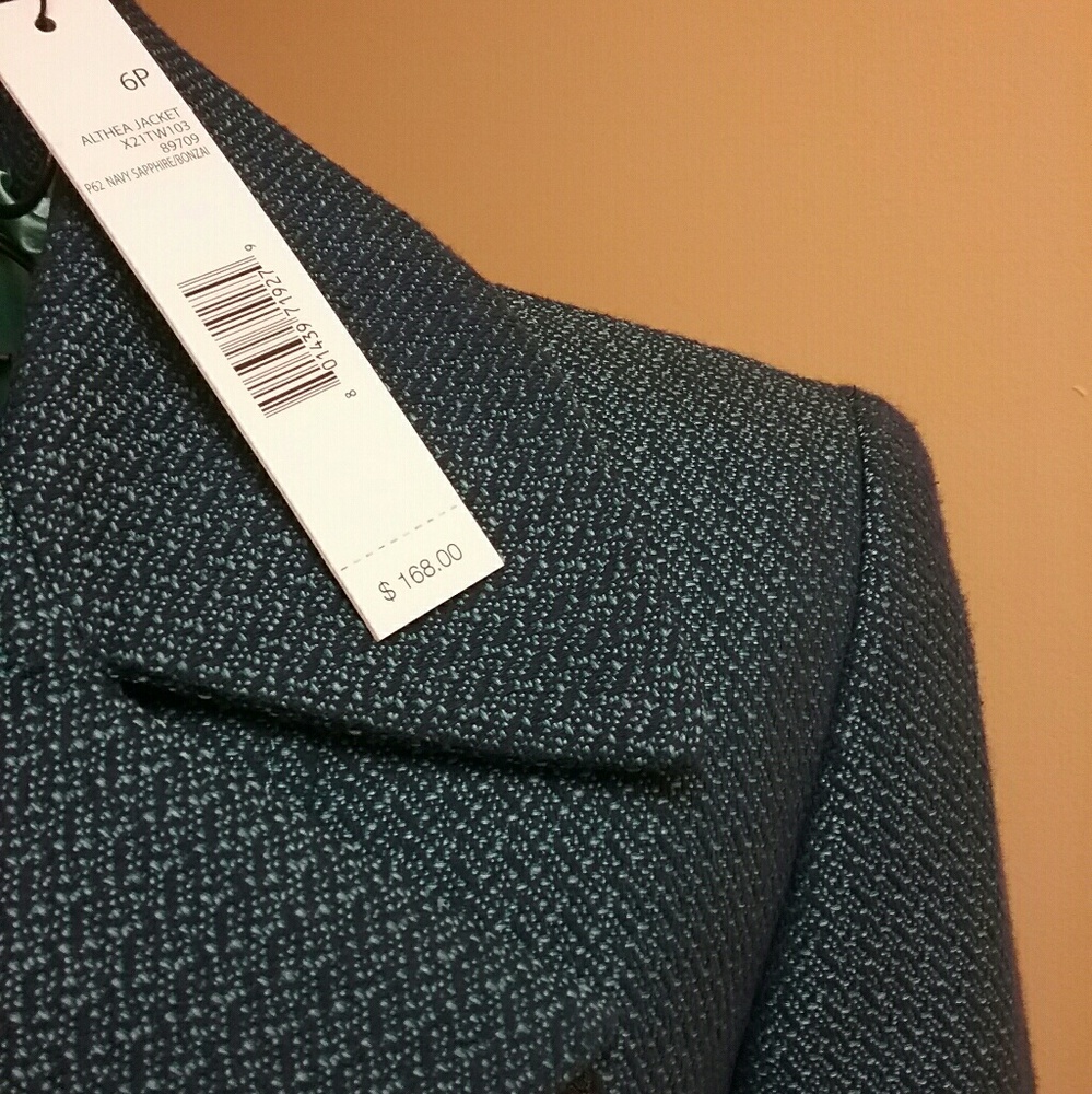 Tahari lined zippered jacket - Picture 4 of 4