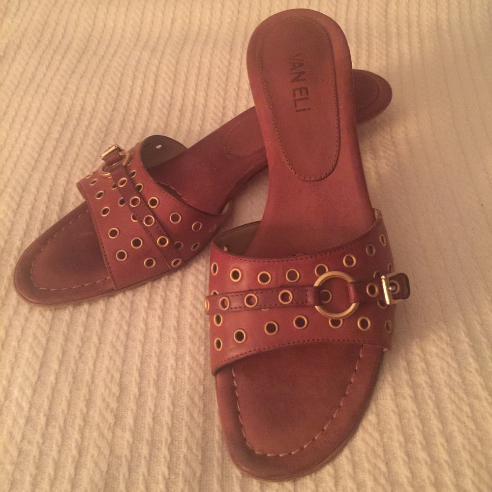 Van ELi kitten heel, brown leather