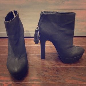 Coleman Stuart Ankle boots 7.5