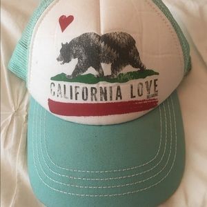 California Love Hat