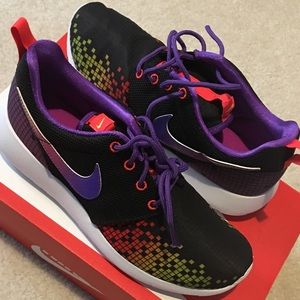 Nike Multicolored Roche - New