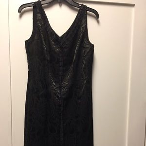 Carmen Marc Valvo v-neck little black dress.