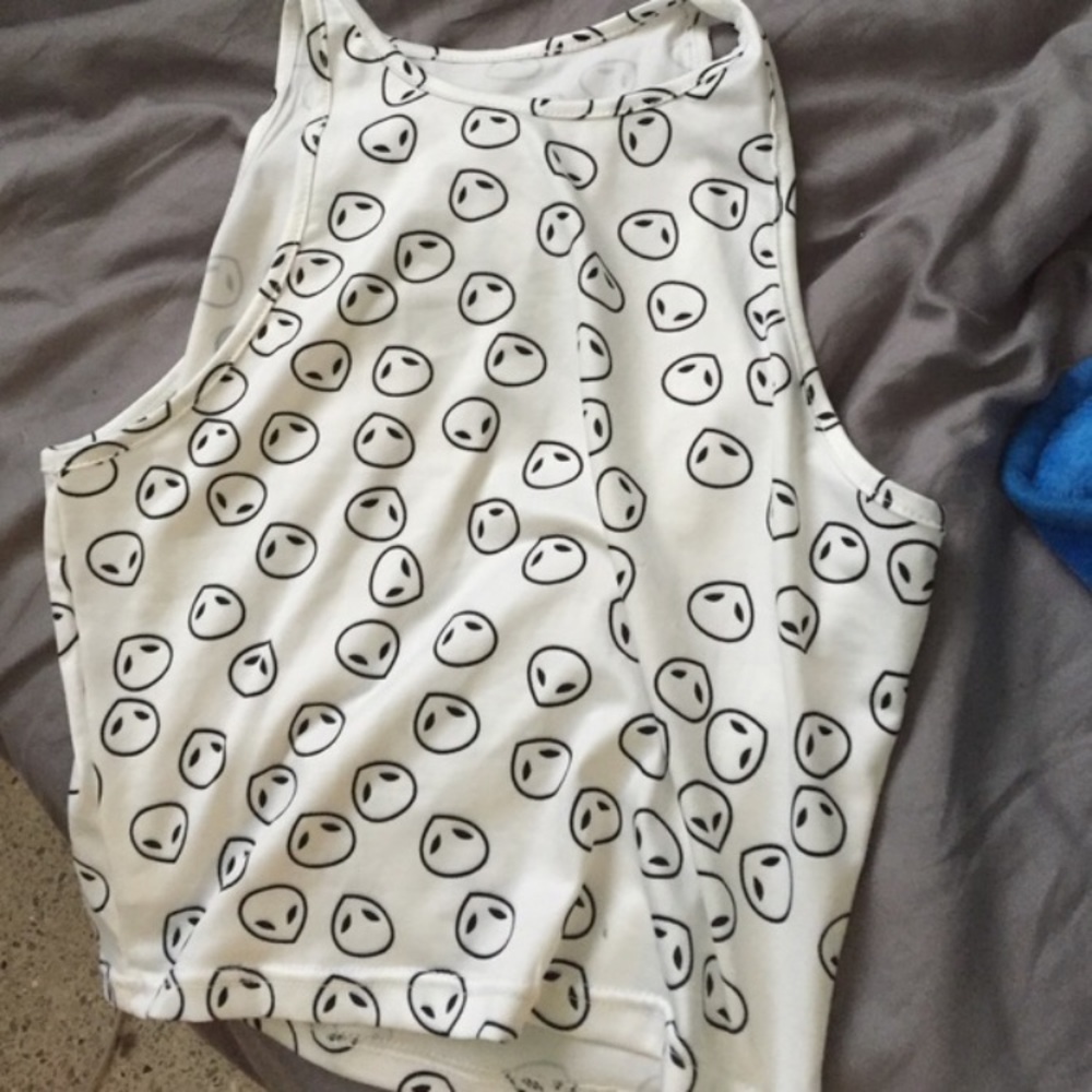 Alien Top