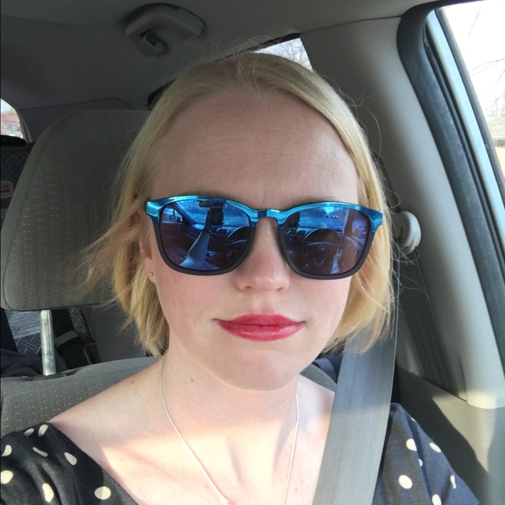 Meet your Posher, Anne