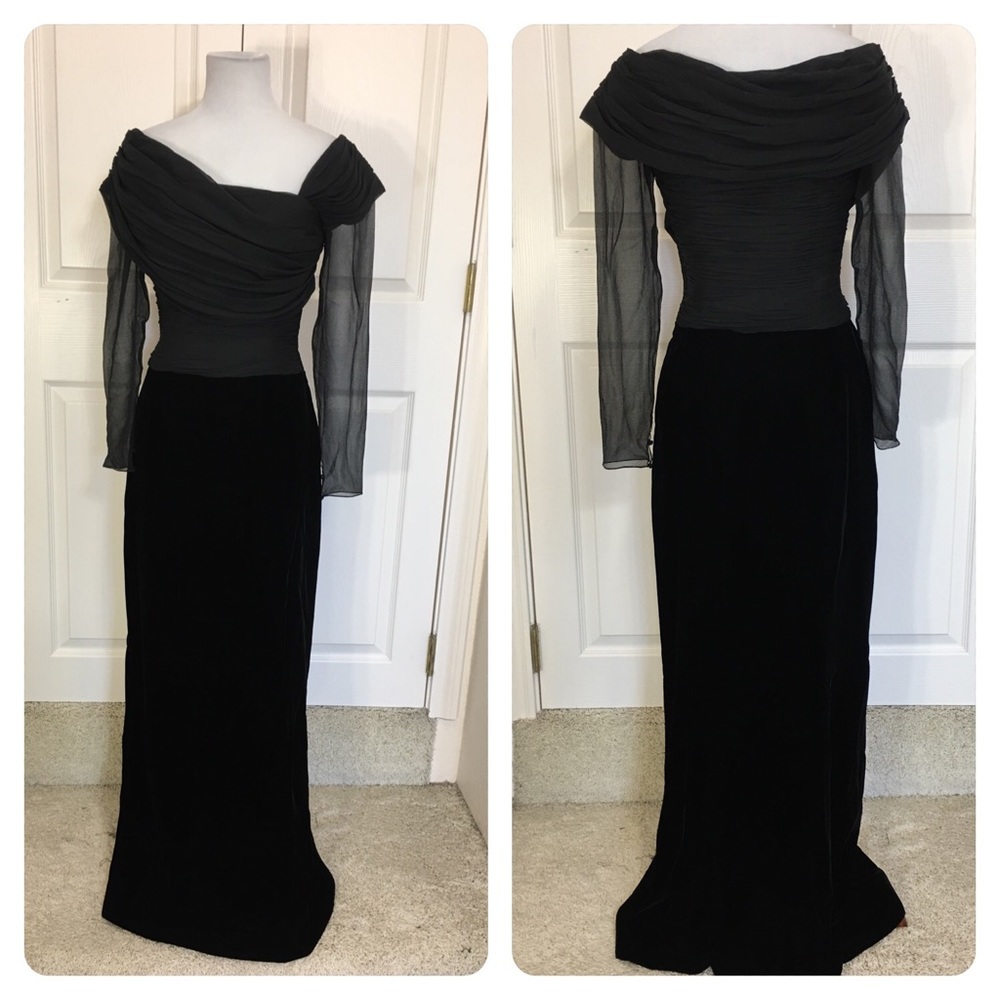 Vintage Oscar de la Renta gown - Picture 1 of 8
