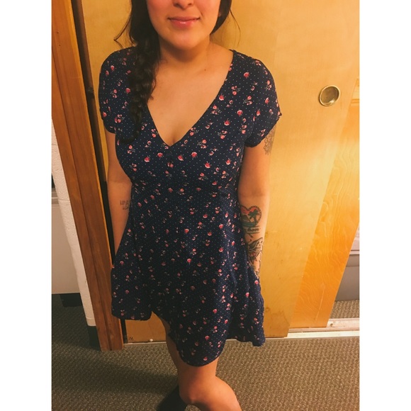 Forever 21 Dresses & Skirts - Floral Button Down Dress
