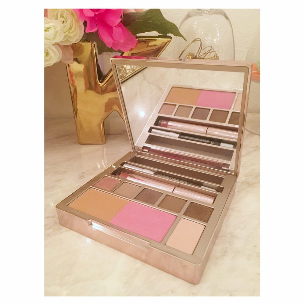 Naked Urban Decay ON THE RUN Palette