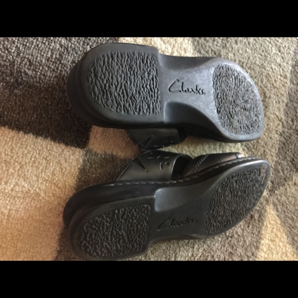 😍CLARKS😍 - Picture 2 of 4