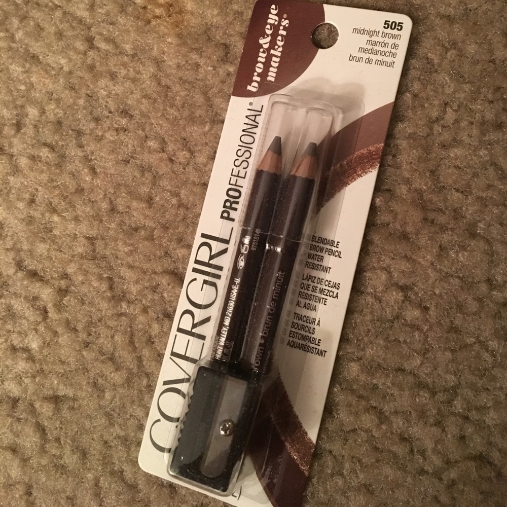 Makeup bundle! - Picture 3 of 7
