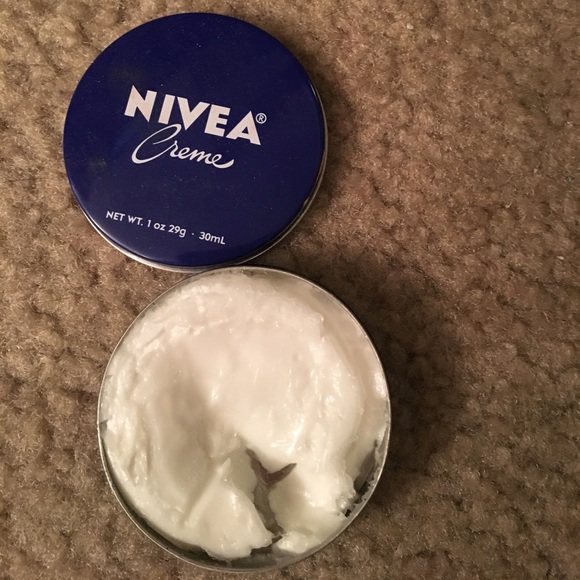 Makeup bundle! - Picture 2 of 7