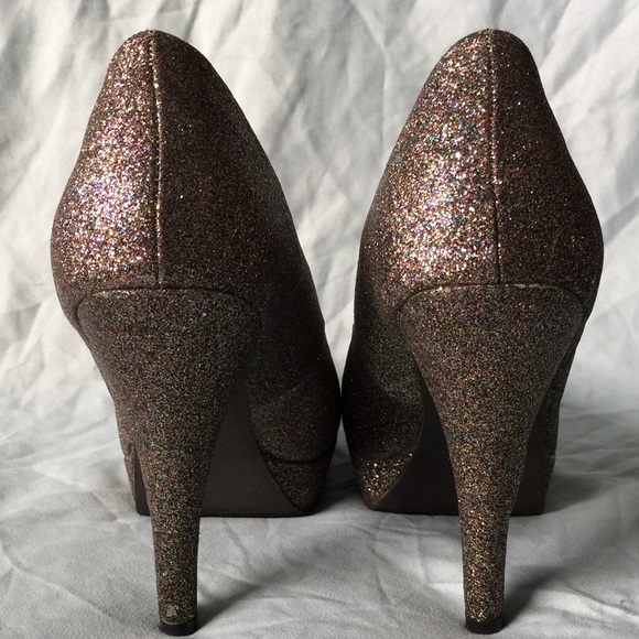 Super fun and cute Madden Girl Glitter pumps - Picture 3 of 6