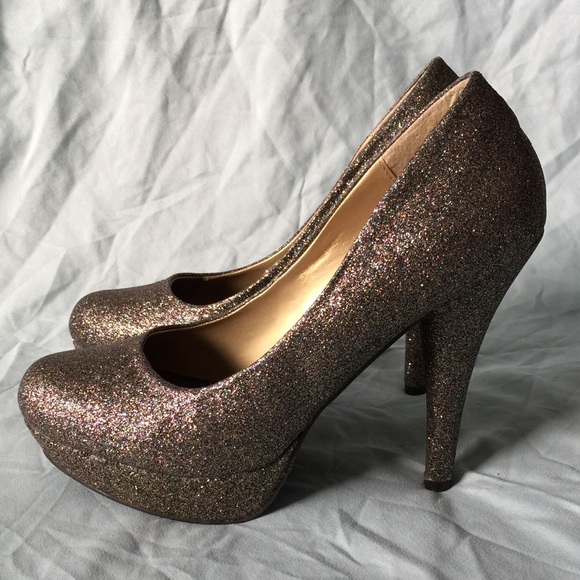 Super fun and cute Madden Girl Glitter pumps - Picture 5 of 6