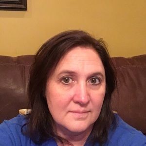 Meet your Posher, Angie