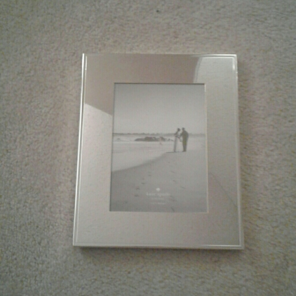 Darling point Kate spade Mr. & Mrs. Frame