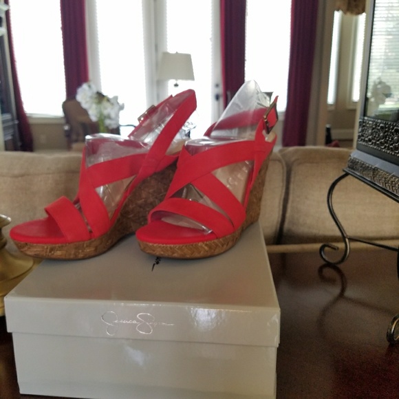 Jessica Simpson JERRIMO Platform Wedge Sandal - Picture 2 of 5