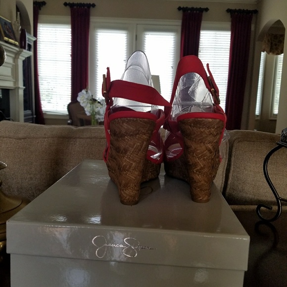 Jessica Simpson JERRIMO Platform Wedge Sandal - Picture 3 of 5