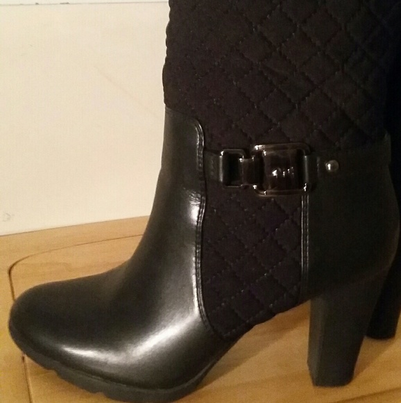 Boots - Picture 4 of 4