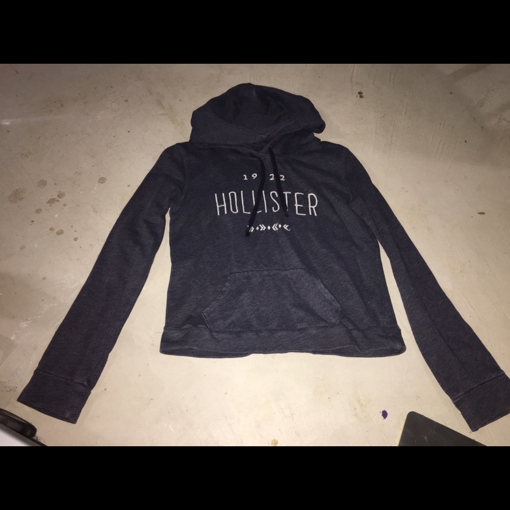 Girls Hollister grey sweatshirt