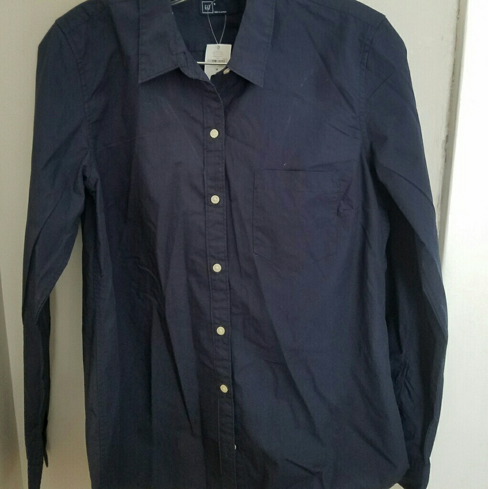 Gap button down shirt