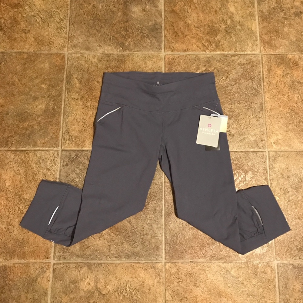Athleta Relay Capri