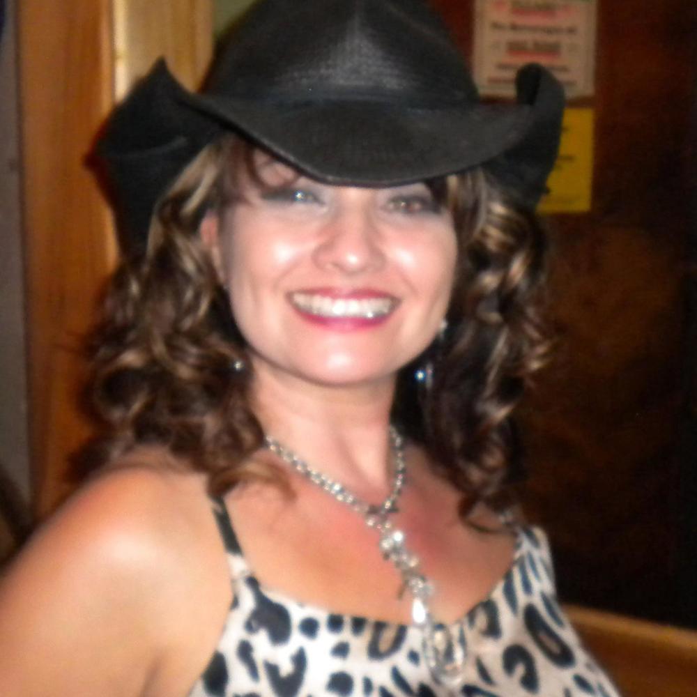 Meet your Posher, Ana