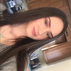 Meet your Posher, Hannah