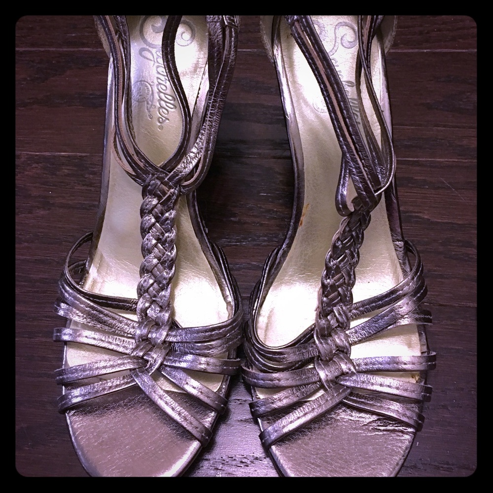 Seychelles 6 1/2 M Wedges