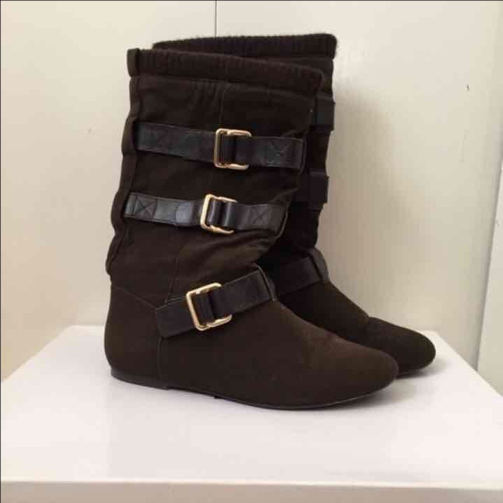 brown boots