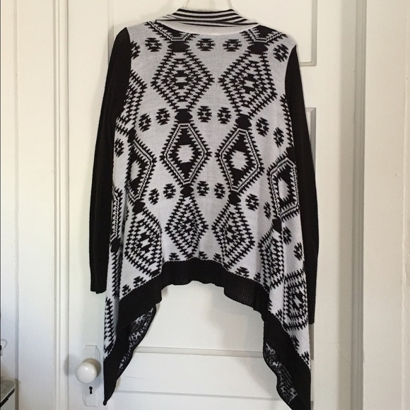 Black/White Aztec Print Sweater - Picture 3 of 3