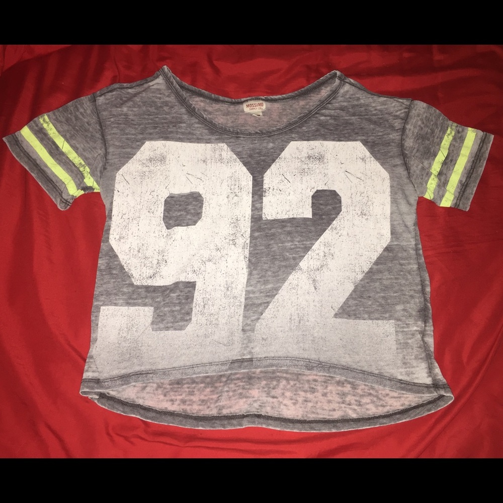 SUPER RAD!💥 oversized crop burnout tee! ADORBS!