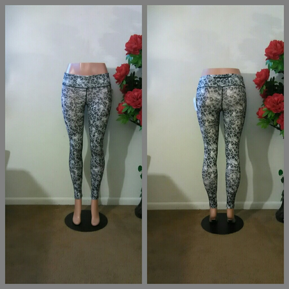 SOLD New Jessica Simpson Leopard Print Yoga Pants