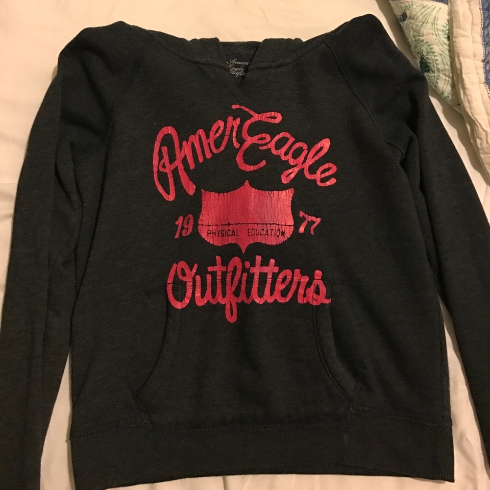 American Eagle Sweater