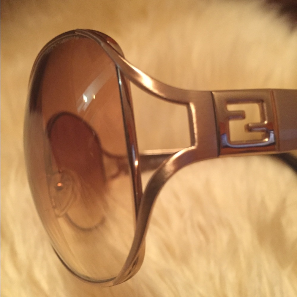 SOLD - Fendi Sunglasses - Picture 2 of 5