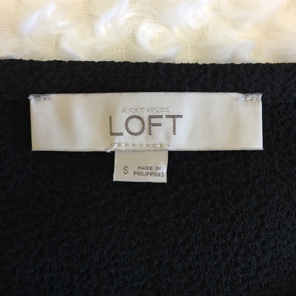 LOFT Long Sleeved Top with Damask Front w Sparkle - Picture 5 of 8