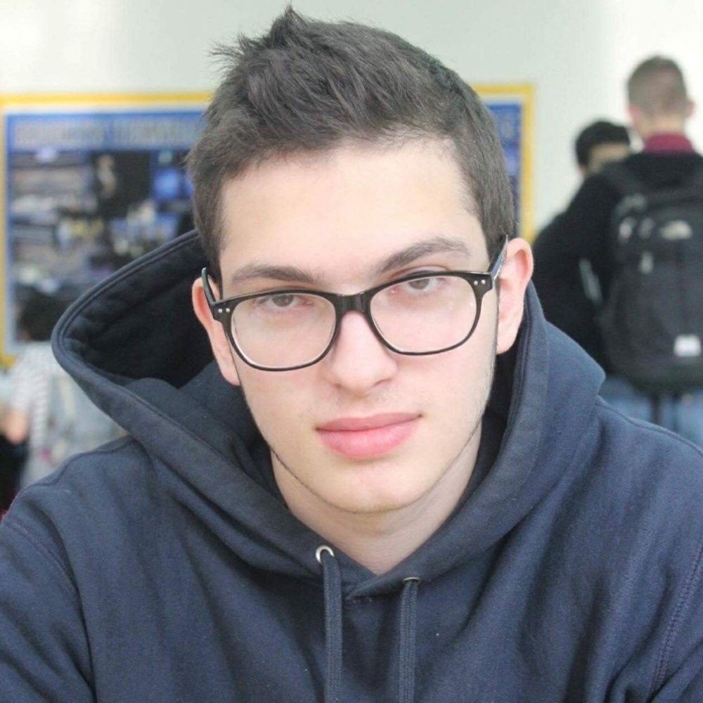 Meet your Posher, Adam
