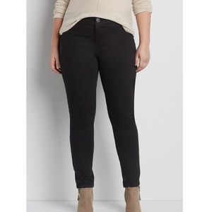 NWOT Maurices DenimFlex™ Dark Wash Jeans