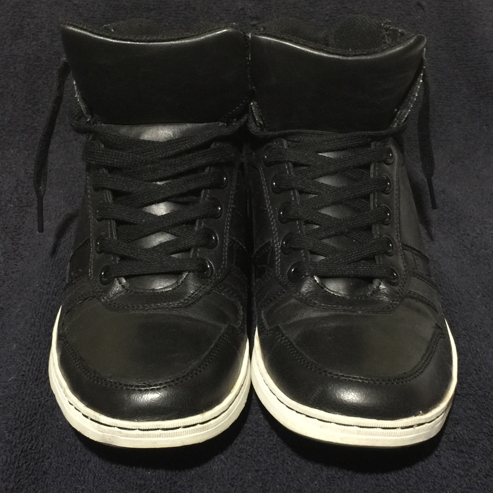 Aldo Fashion Sneakers : size 9