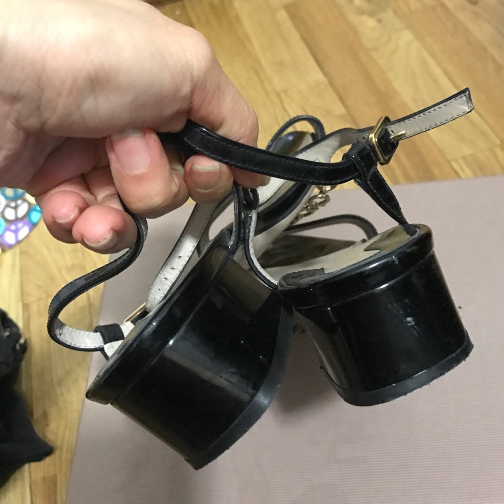 Ferragamo Sandles - Picture 2 of 3